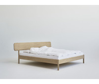 Oak bed Coral